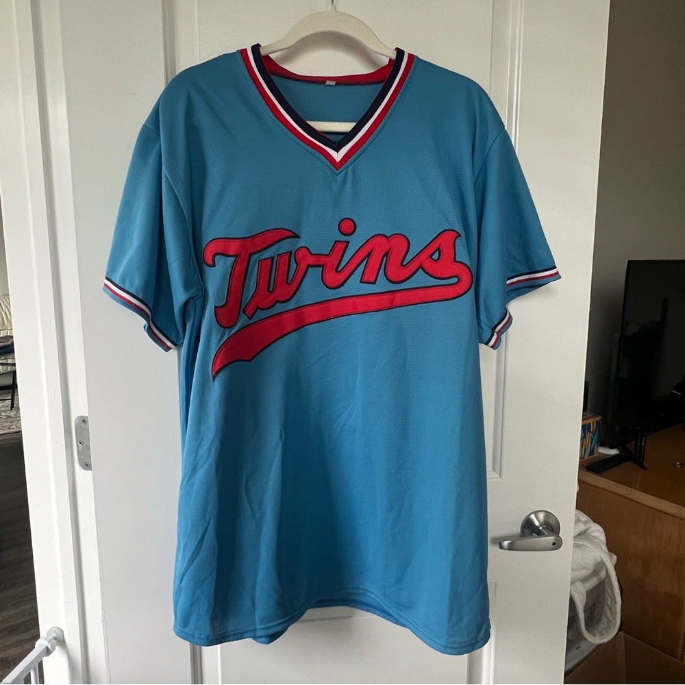Minnesota Twins Baseball Jersey Astudillo Size Large Blue Red